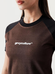 Mocha basic babytee female model full body Pakistan – GROOVY