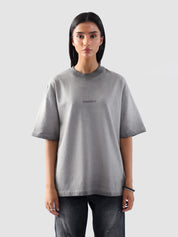 Oil fade blank t-shirt male model back view oil washed oversized Pakistan – GROOVY