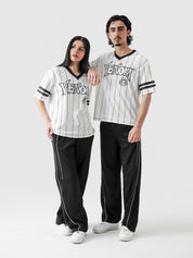 VENOM jersey white male model back view bold venom graphic pinstripe Pakistan – GROOVY