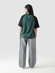 CORE tees racing green raglan male model full body front view contrast sleeve Pakistan – GROOVY