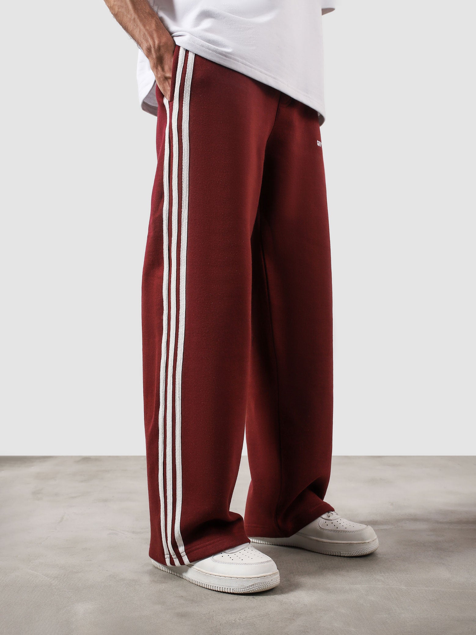 Heritage Pants wine red summer male model side view full body Pakistan – GROOVY