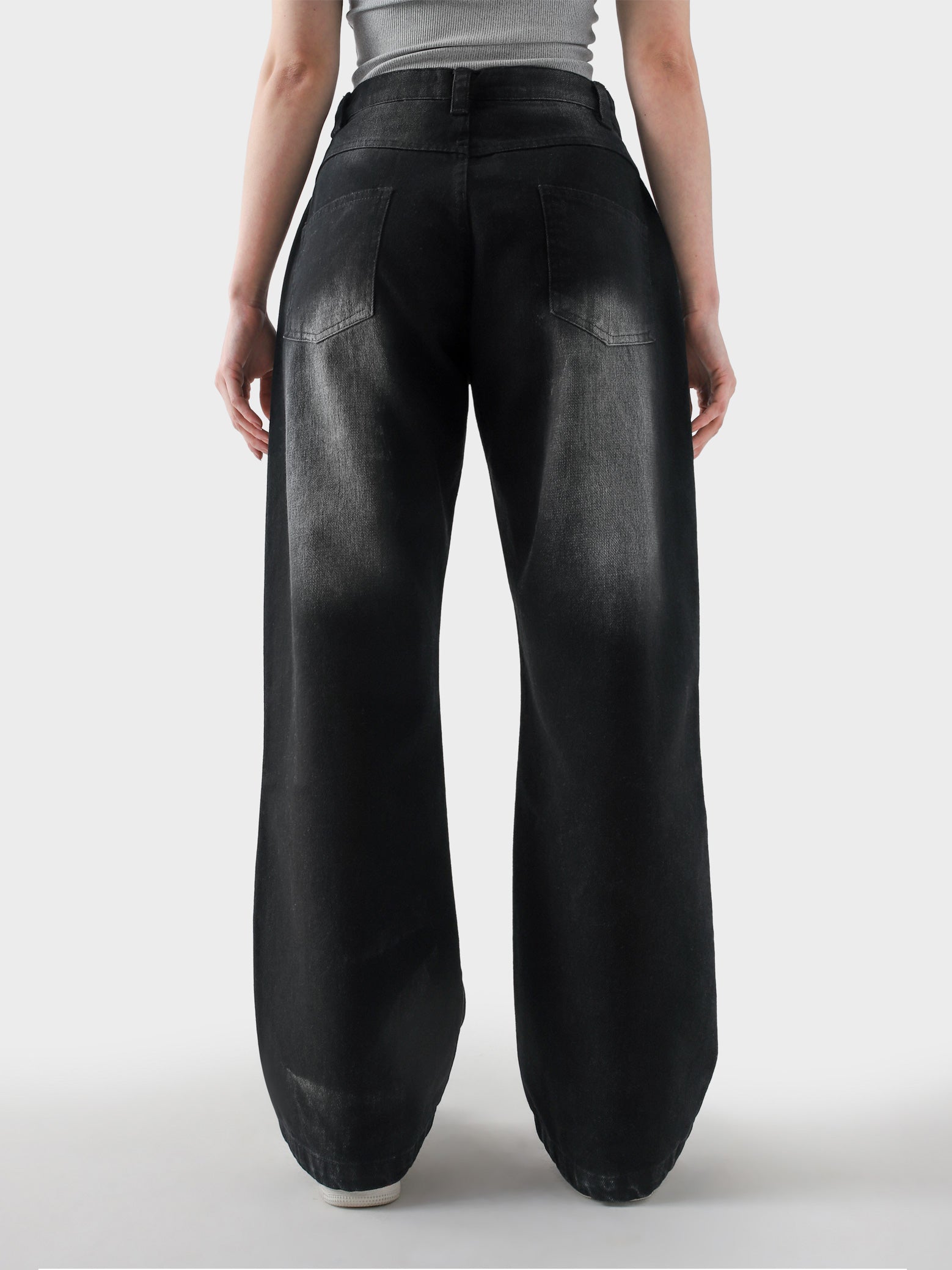 CORE denim washed black jeans female model front view relaxed fit Pakistan – GROOVY