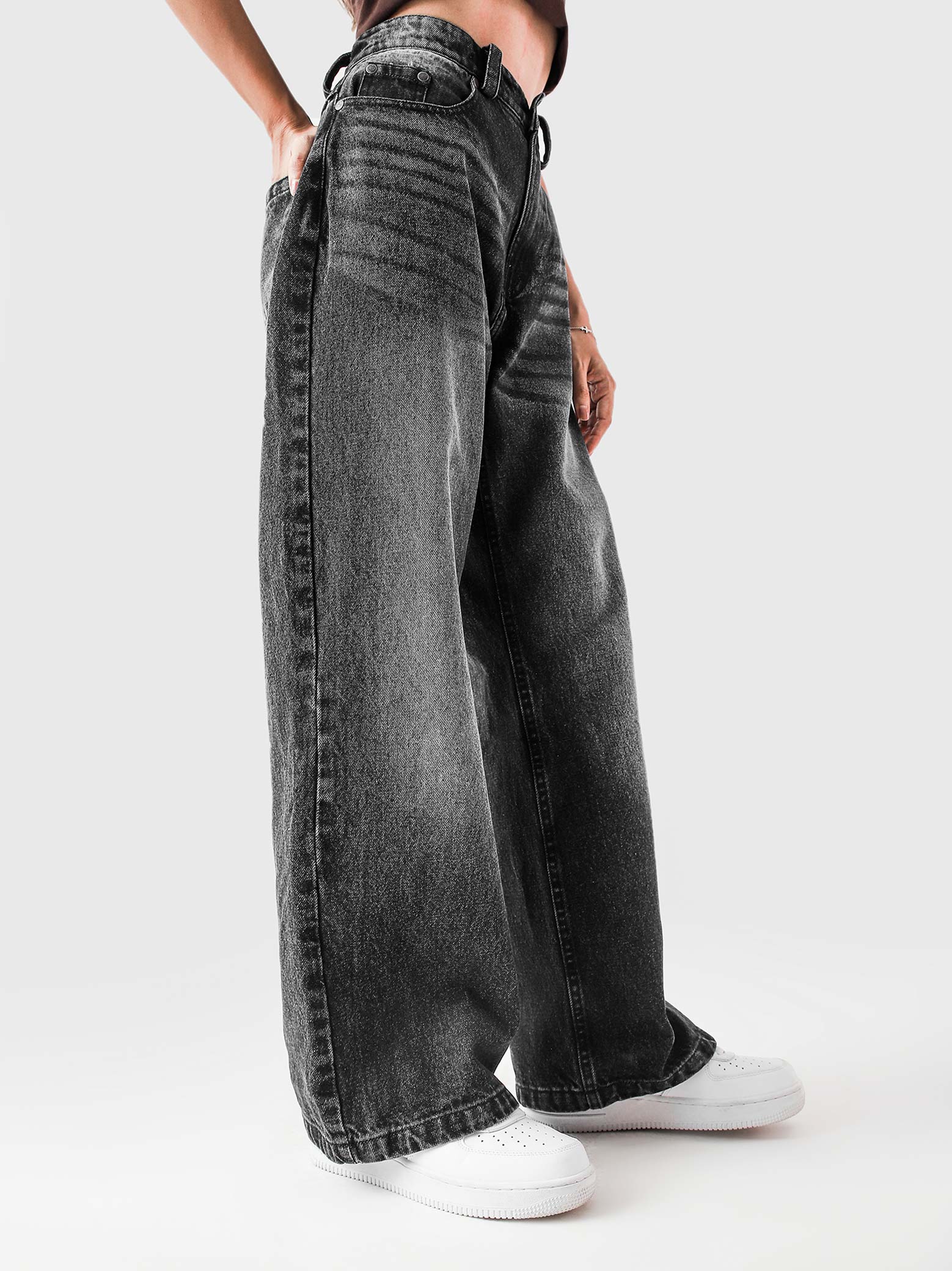 Rage denim female model front view washed black wide leg Pakistan – GROOVY