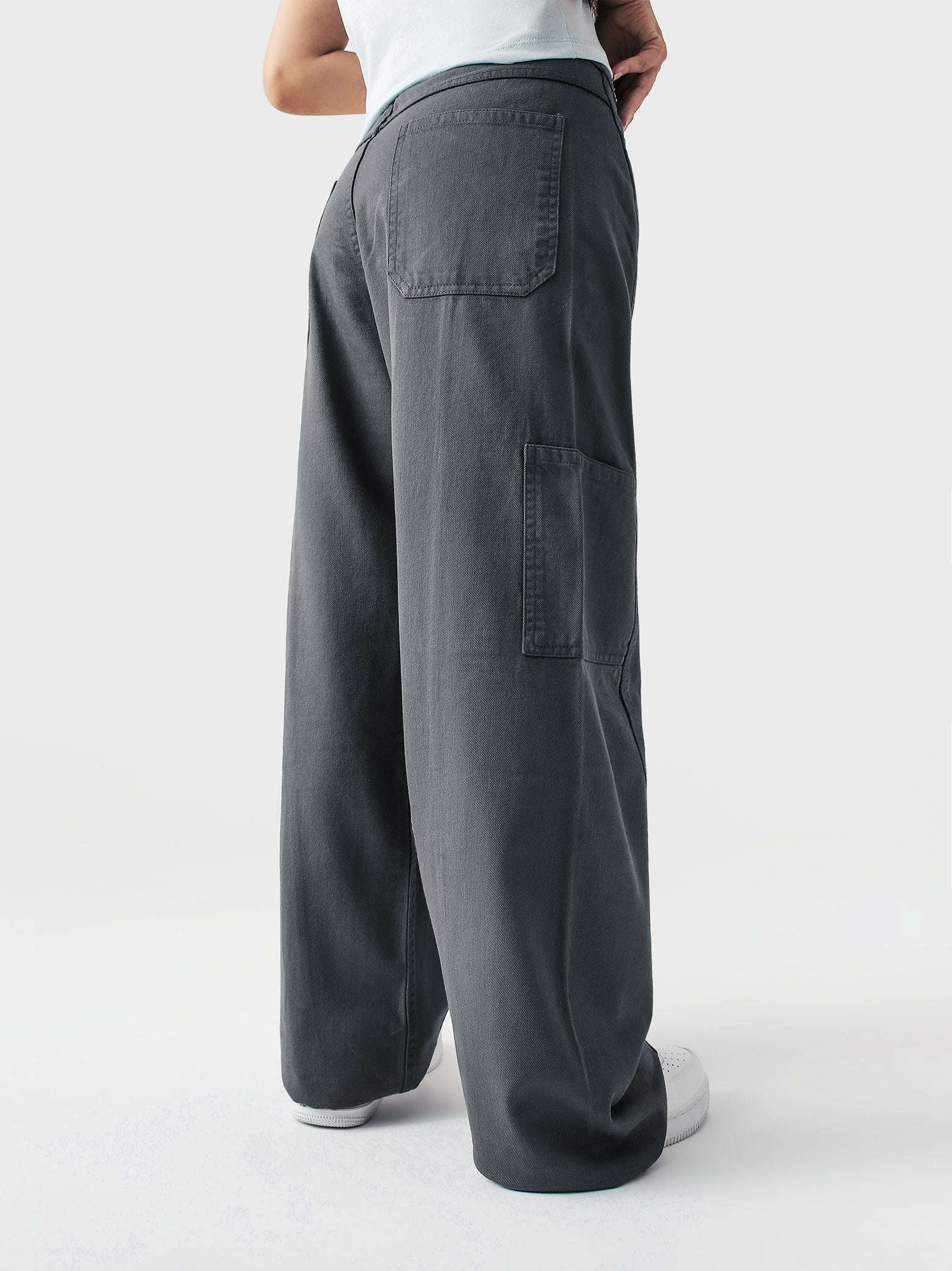 Utility V1 grey cargos couple lifestyle shot wide leg Pakistan – GROOVY