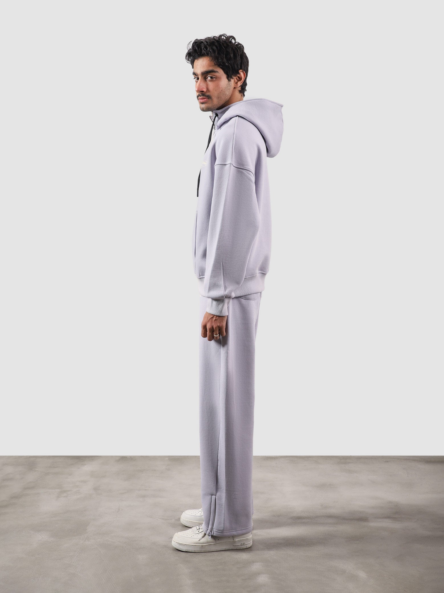Utility Top lilac couple lifestyle shot streetwear Pakistan – GROOVY