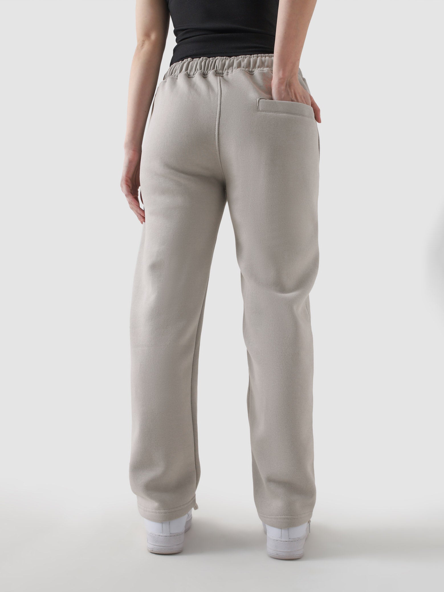 Chalk essential trouser couple lifestyle shot streetwear Pakistan – GROOVY