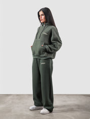 Utility Top heather green male model half body lifestyle shot Pakistan – GROOVY