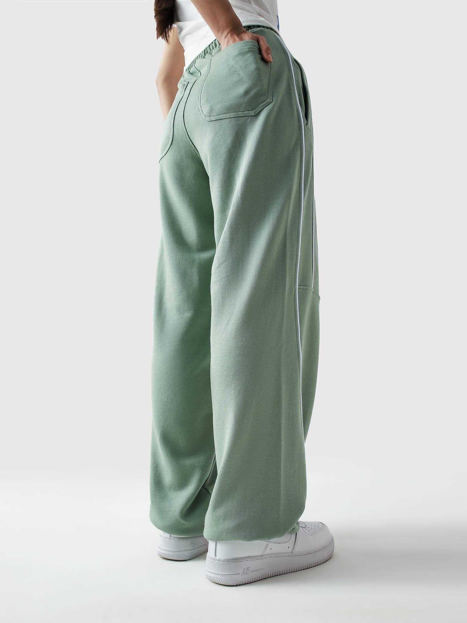 Piping trouser sage green detail closeup contrast piping waistband Pakistan – GROOVY