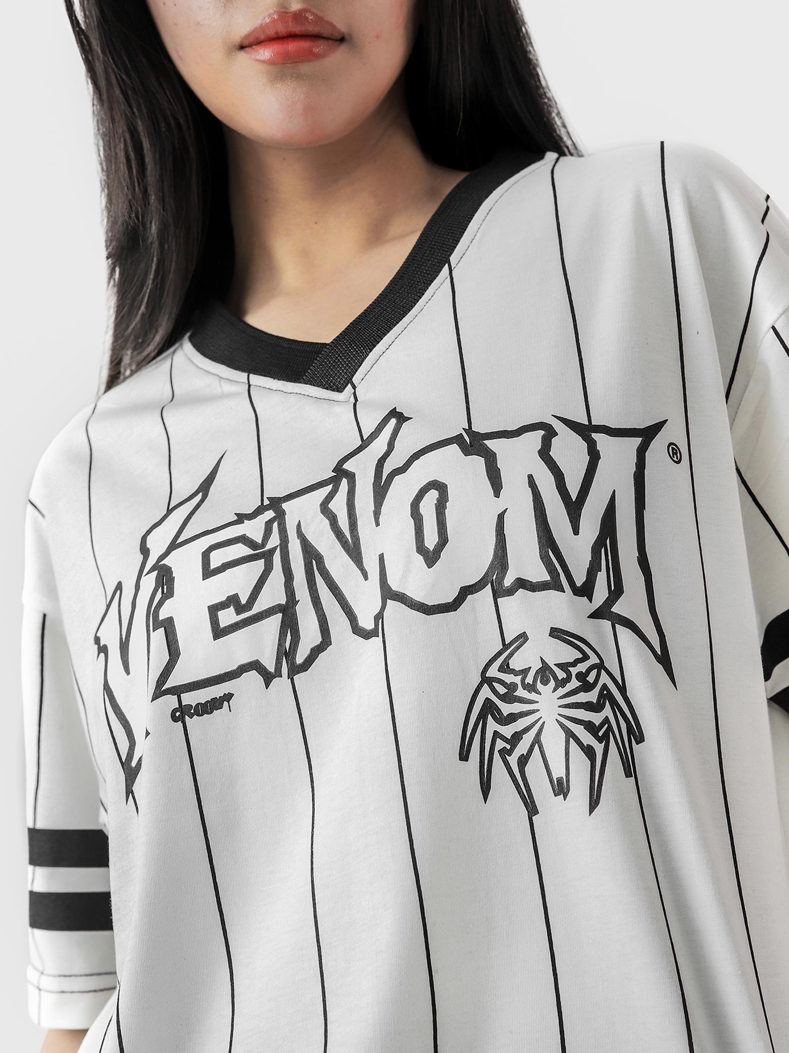 VENOM jersey closeup venom graphic pinstripe detail front Pakistan – GROOVY
