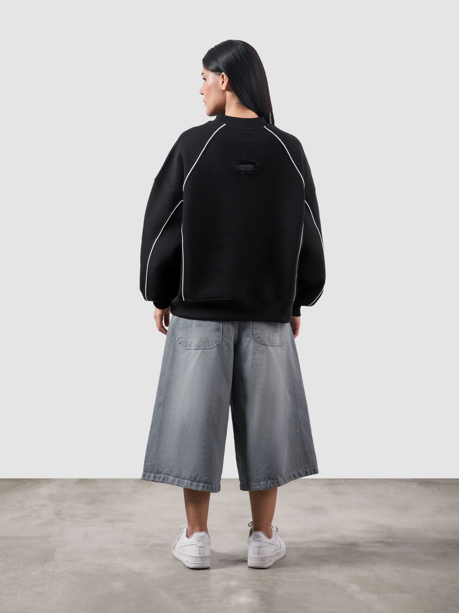 Hidden In Plain Sight black flat lay oversized sweatshirt Pakistan – GROOVY