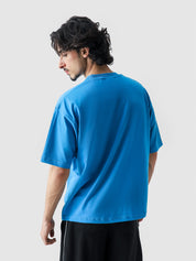 GRVY Community tee outdoor lifestyle shot couple Pakistan – GROOVY