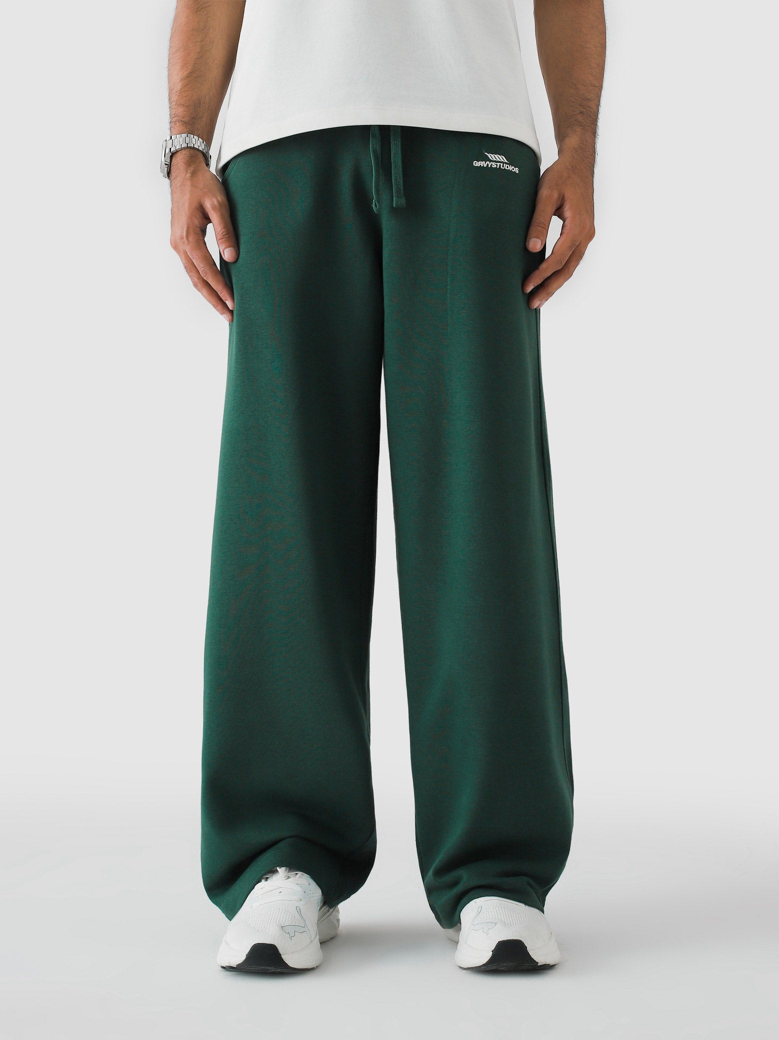 Deep Green Baggy Trouser – Live In Pants | GROOVY Pakistan