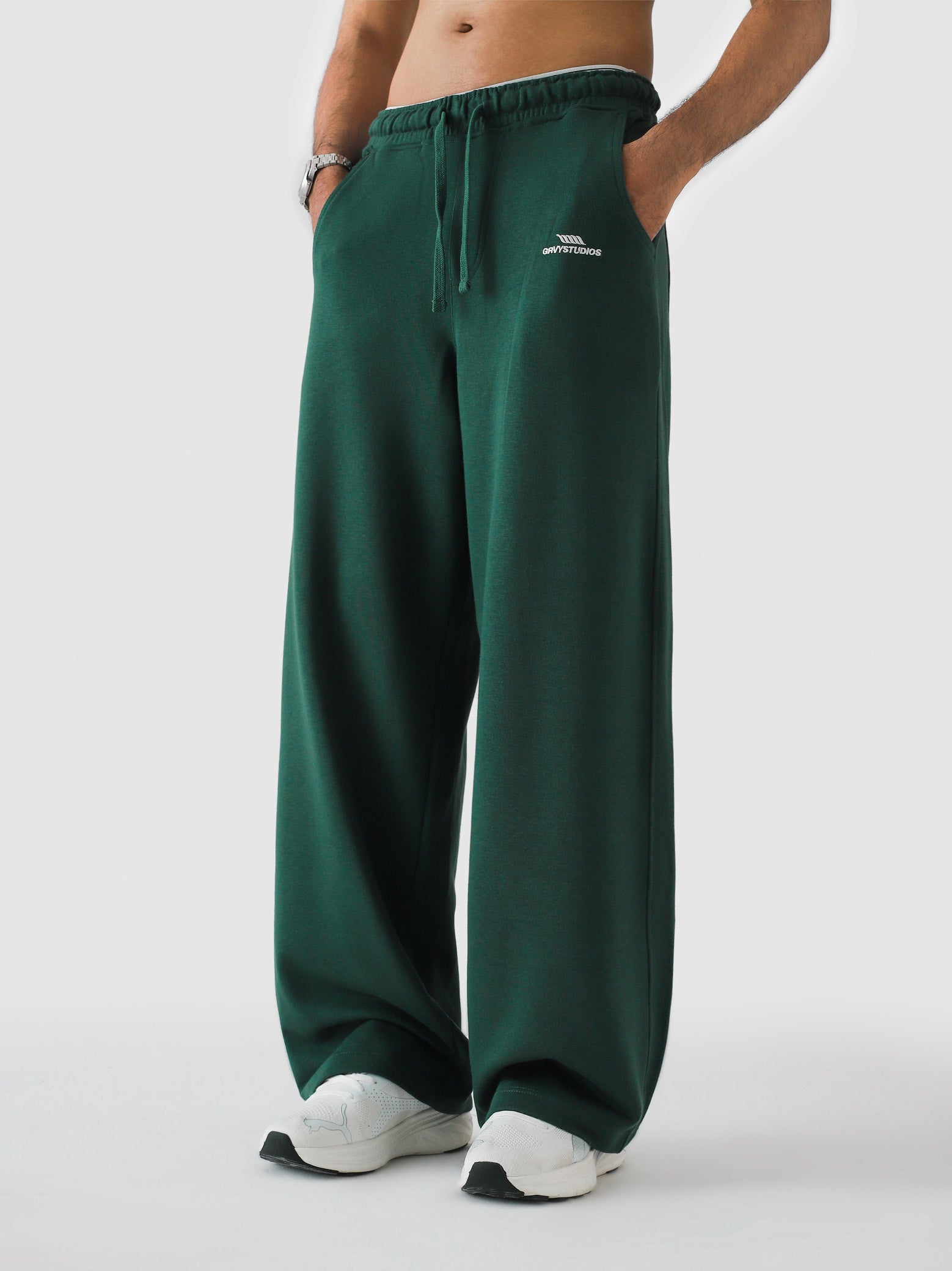Deep Green Baggy Trouser – Live In Pants | GROOVY Pakistan