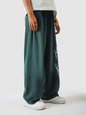Elastic waist detail on baggy terry sweatpants - GROOVY Pakistan