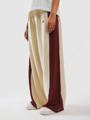 Elastic waist on cream cotton terry sweatpants - GROOVY Pakistan