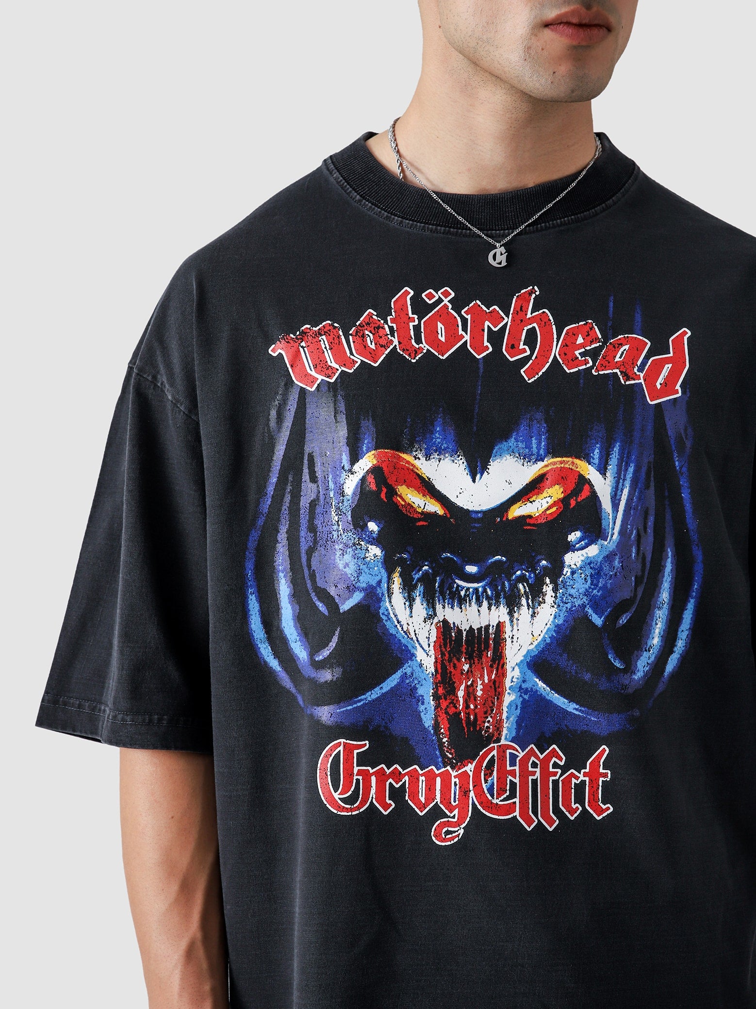 Black Washed Motorhead Tee Male Model Back View – GROOVY Pakistan
