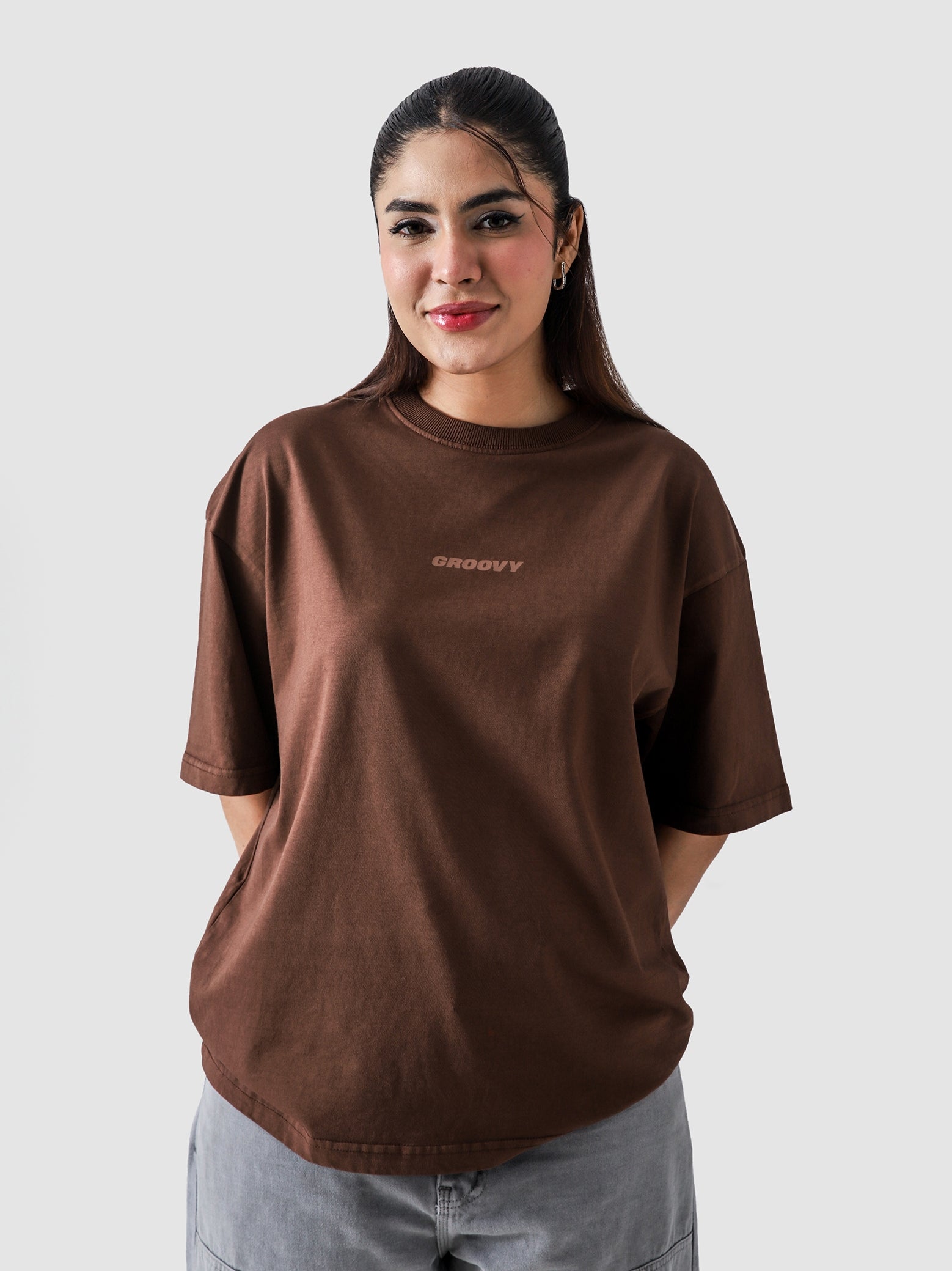 Mocha Brown Washed Blank Tee Male Model Side View – GROOVY Pakistan
