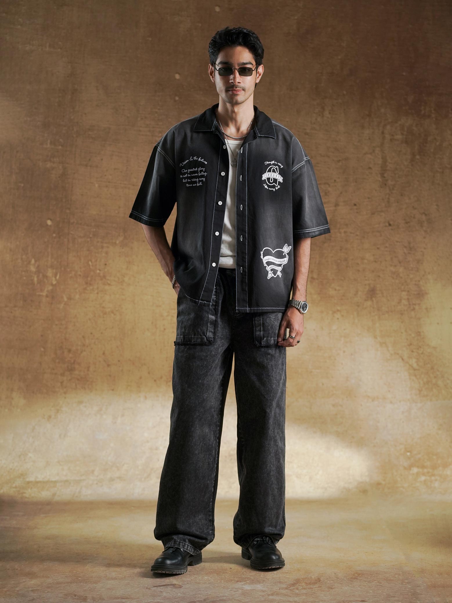 Twin cherubs and large G back print on washed black shirt - GROOVY Pakistan