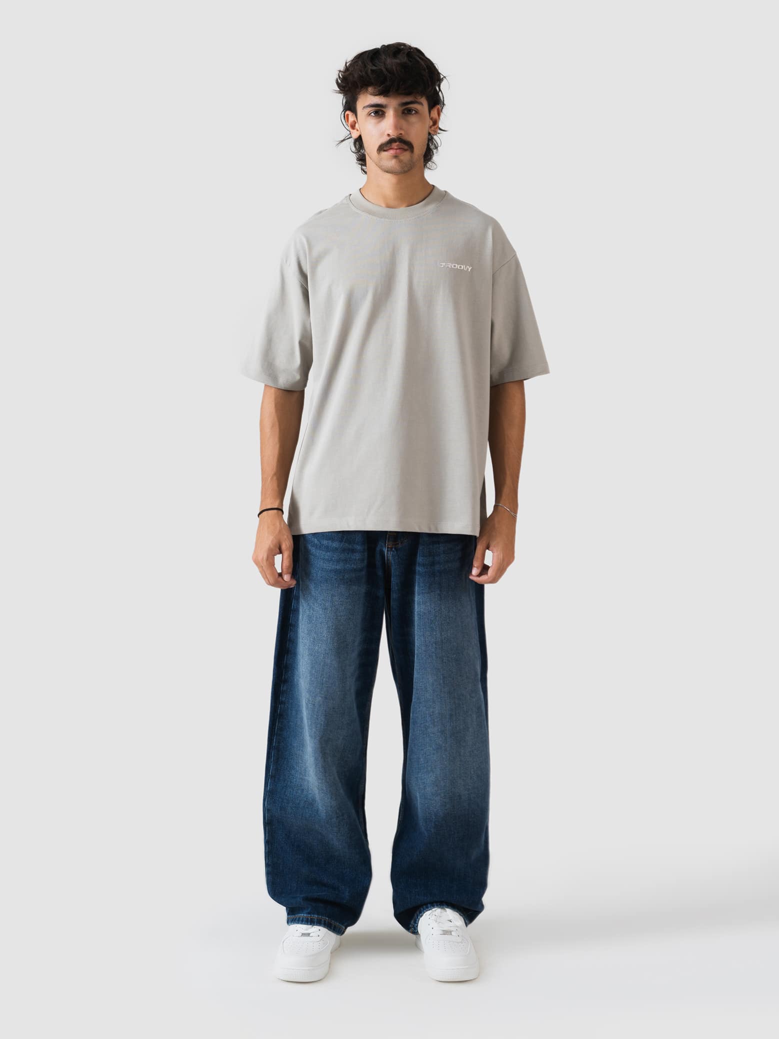 GROOVY slate grey oversized t-shirt, embroidered logo, Pakistan