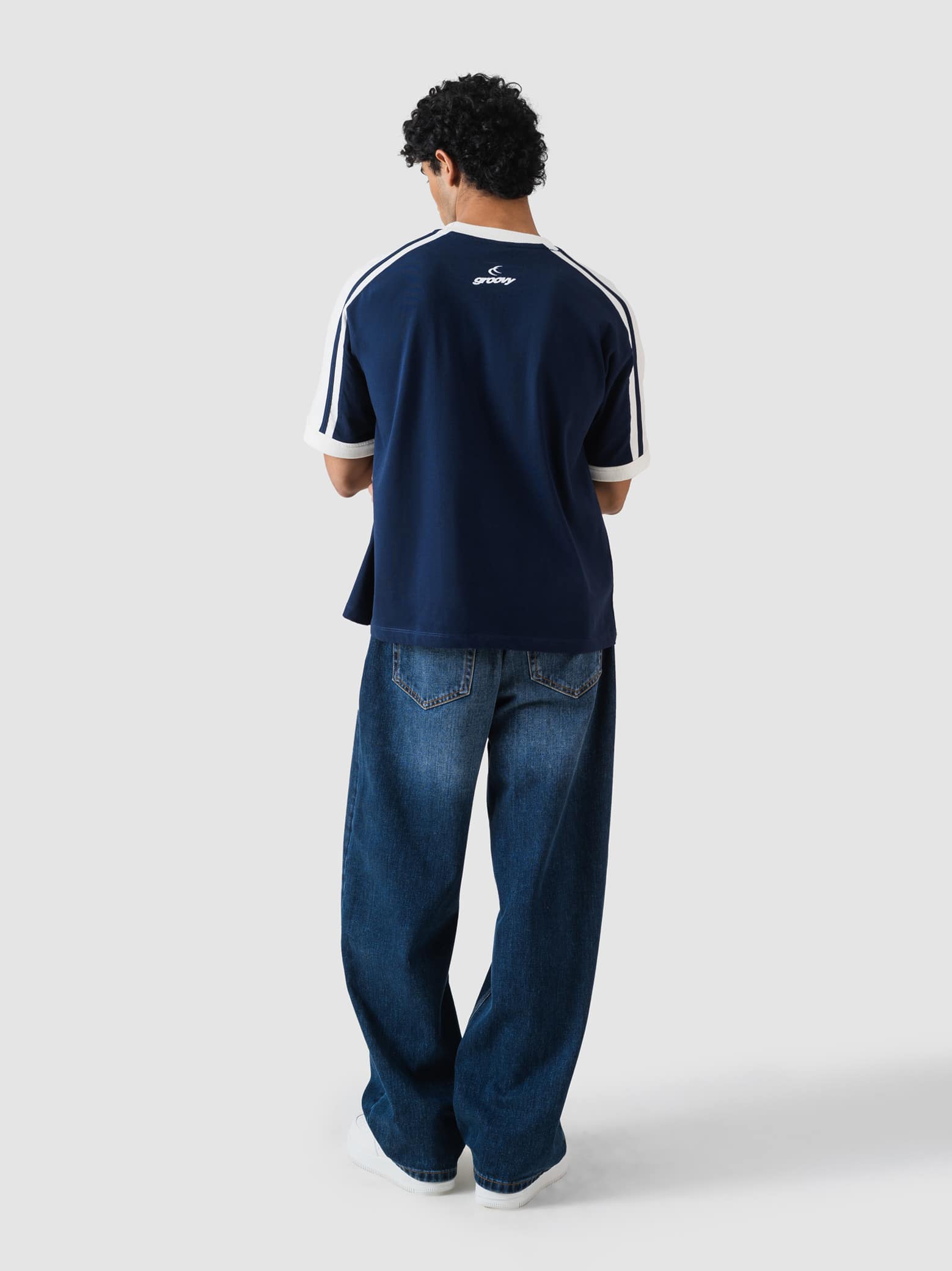EFFORTLESS TEE | DEEP BLUE