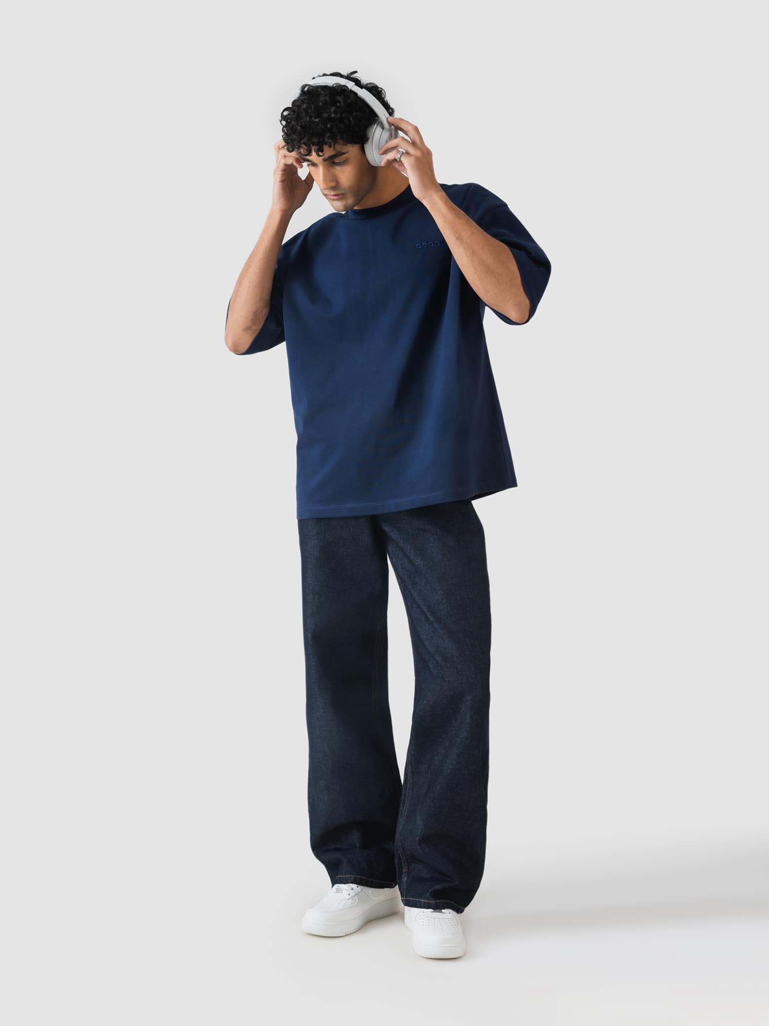 GROOVY deep blue oversized t-shirt, embroidered logo, Pakistan