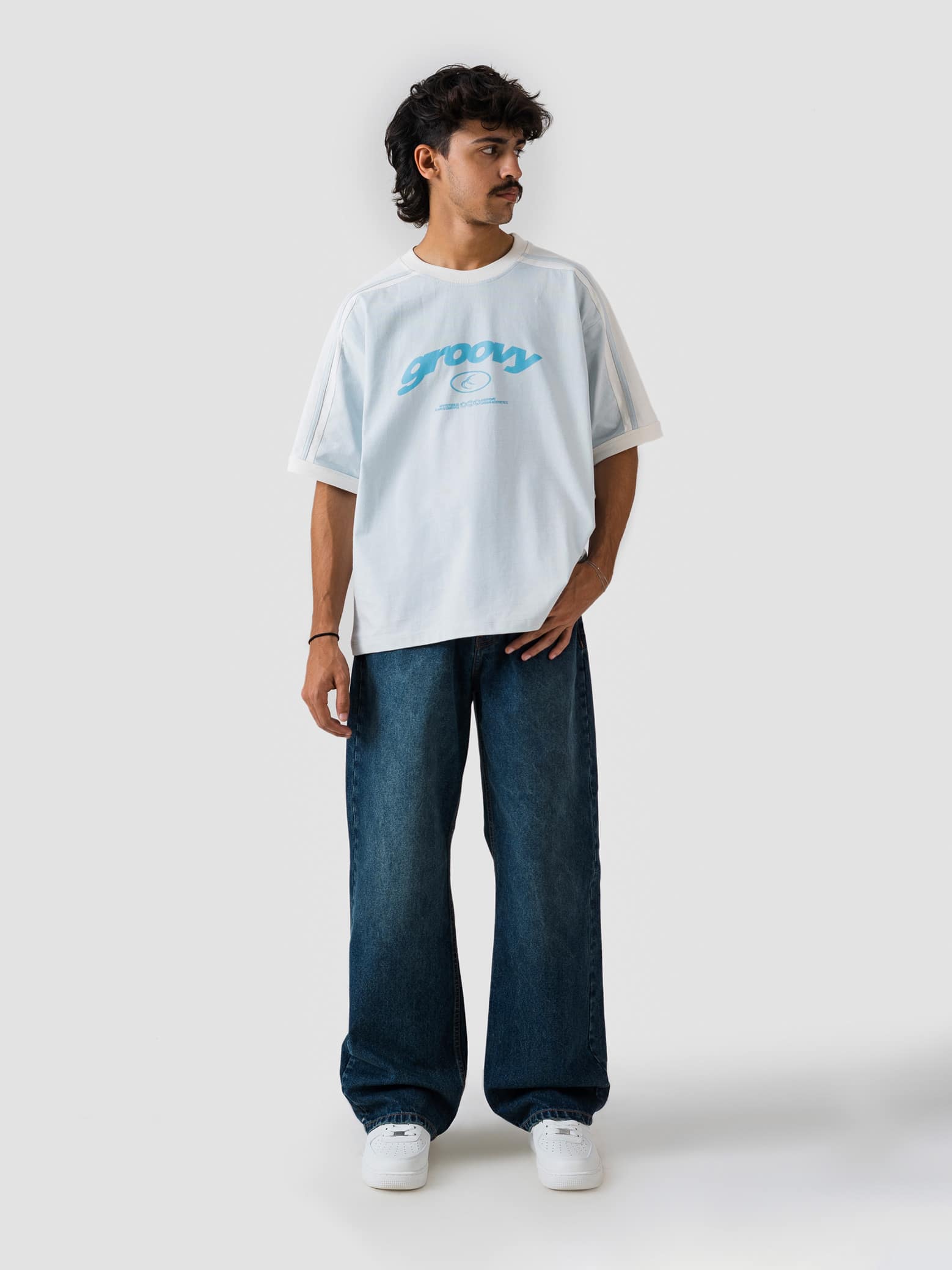 GROOVY Pakistan ringer t-shirt in frost blue, contrast trim