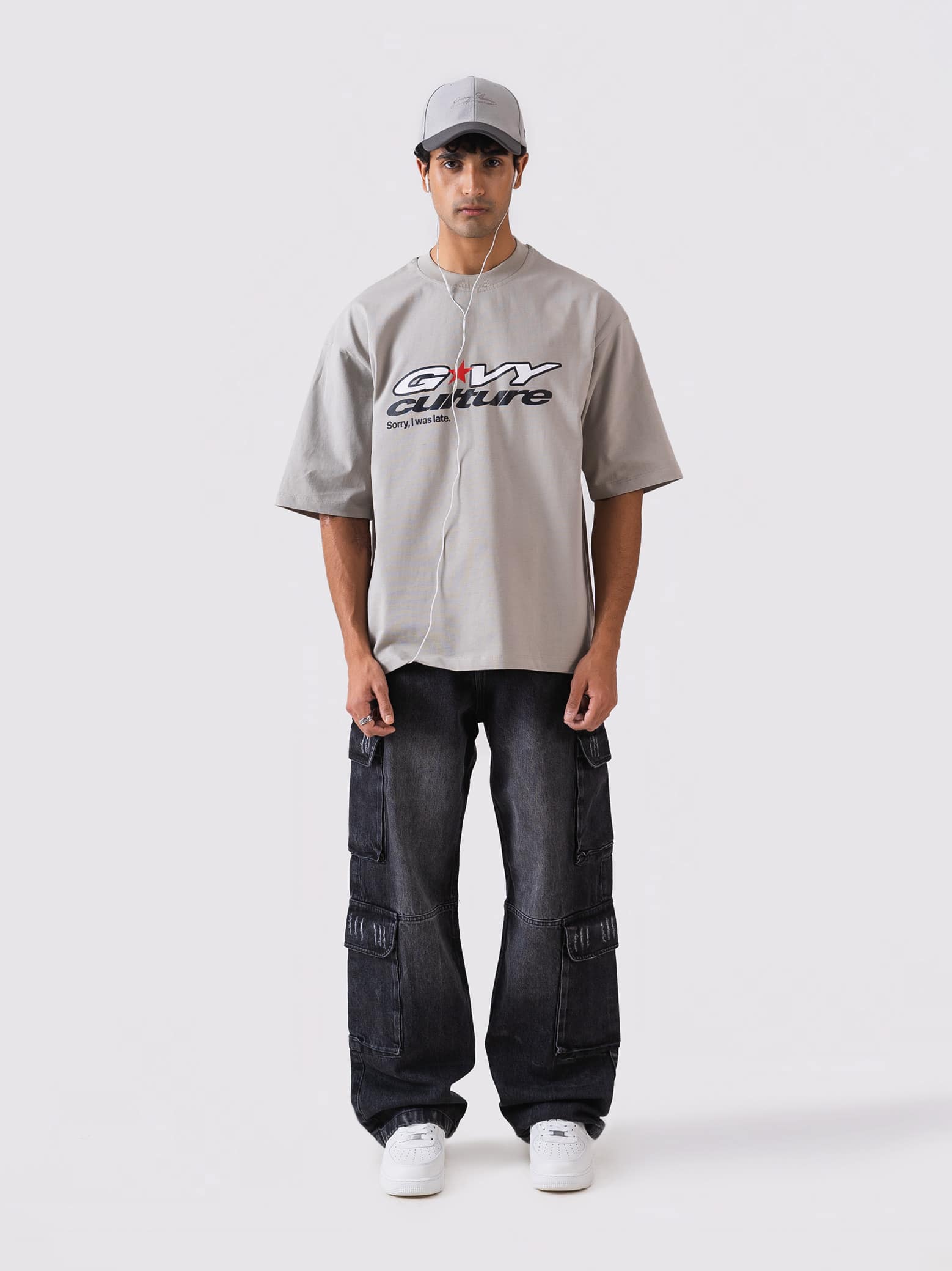 GROOVY stone grey oversized t-shirt, car graphic print, Pakistan