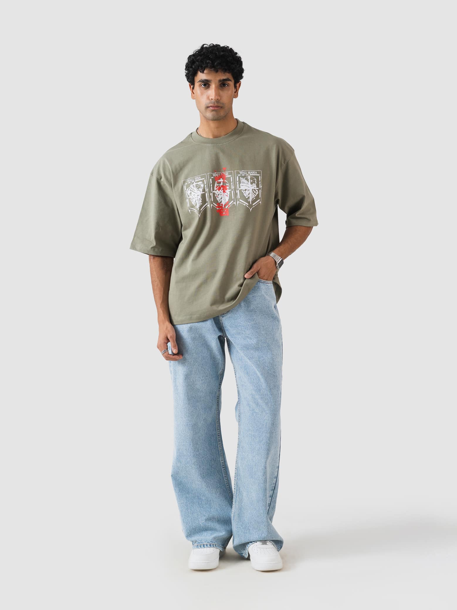 GROOVY olive oversized t-shirt, emblem graphic print, Pakistan