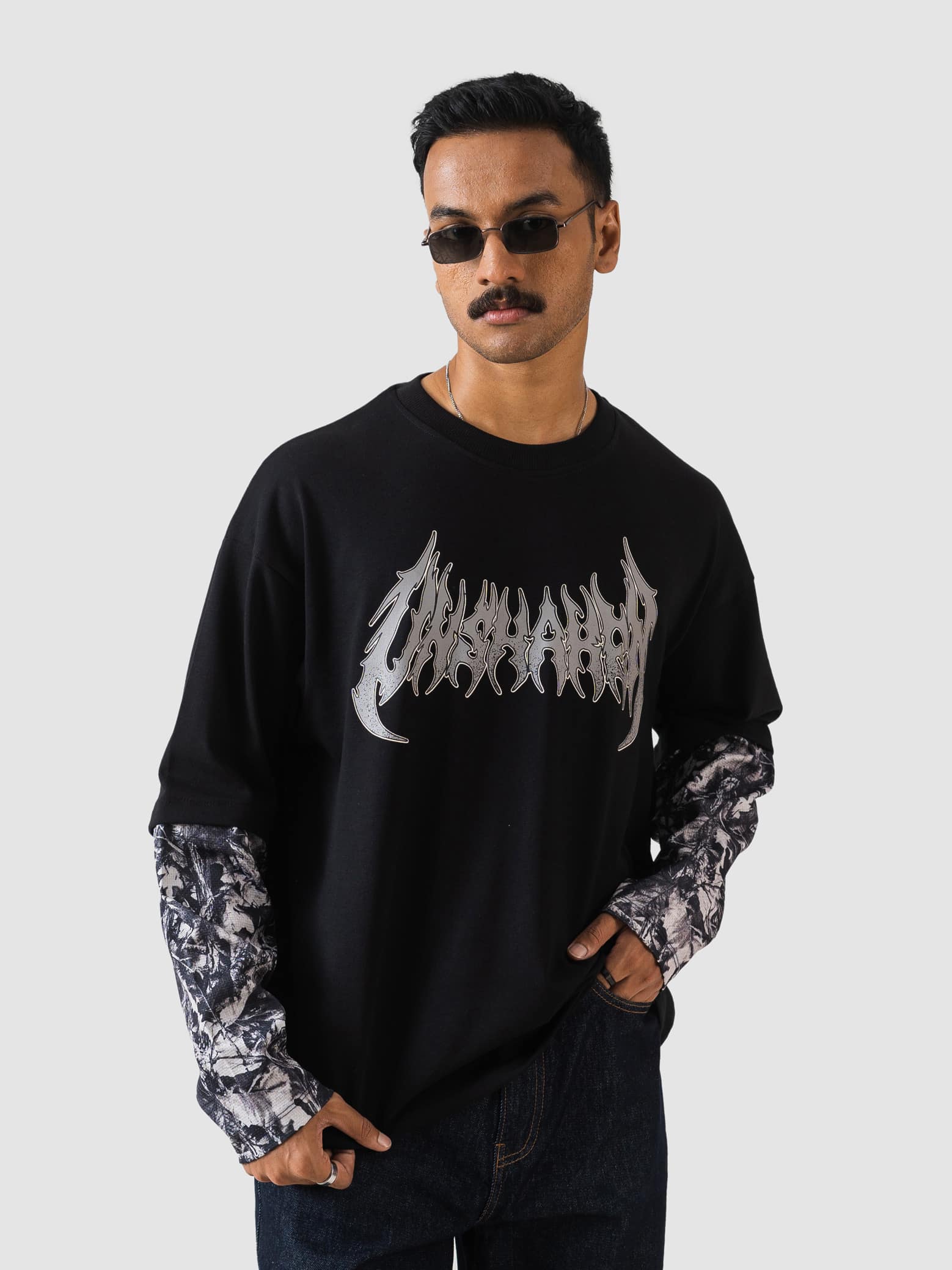 GROOVY black double-layer long sleeve, camo detail, Pakistan