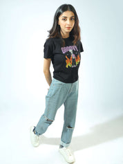 Black Cropped Baby Tee Female Model Back View – GROOVY Girl – GROOVY Pakistan